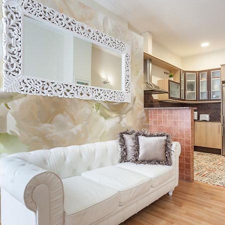 Art House Sagrada Familia Apartment Barcelona Exterior foto